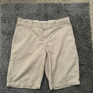 Dickies Men's Flat Front Shorts in Beige